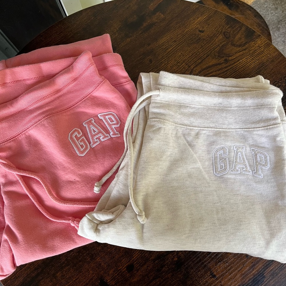 Bundle (8) joggers and leggings